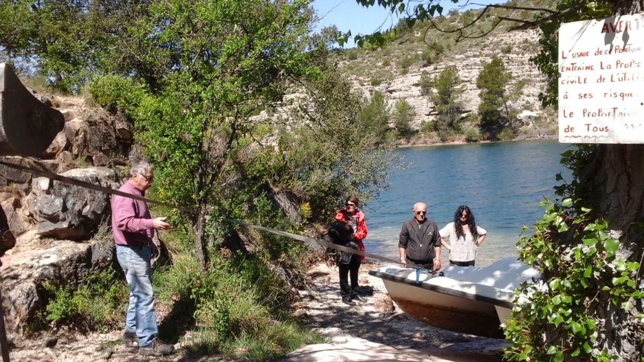 Domisiladore Esparron-de-Verdon Eksteriør billede